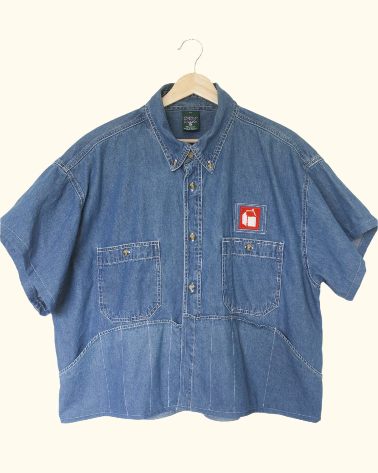 Trinket Collector Button Up