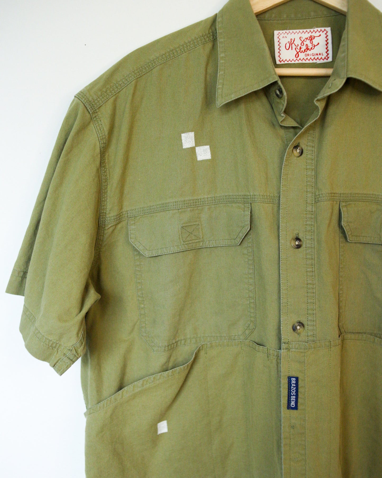 Trinket Collector Button Up