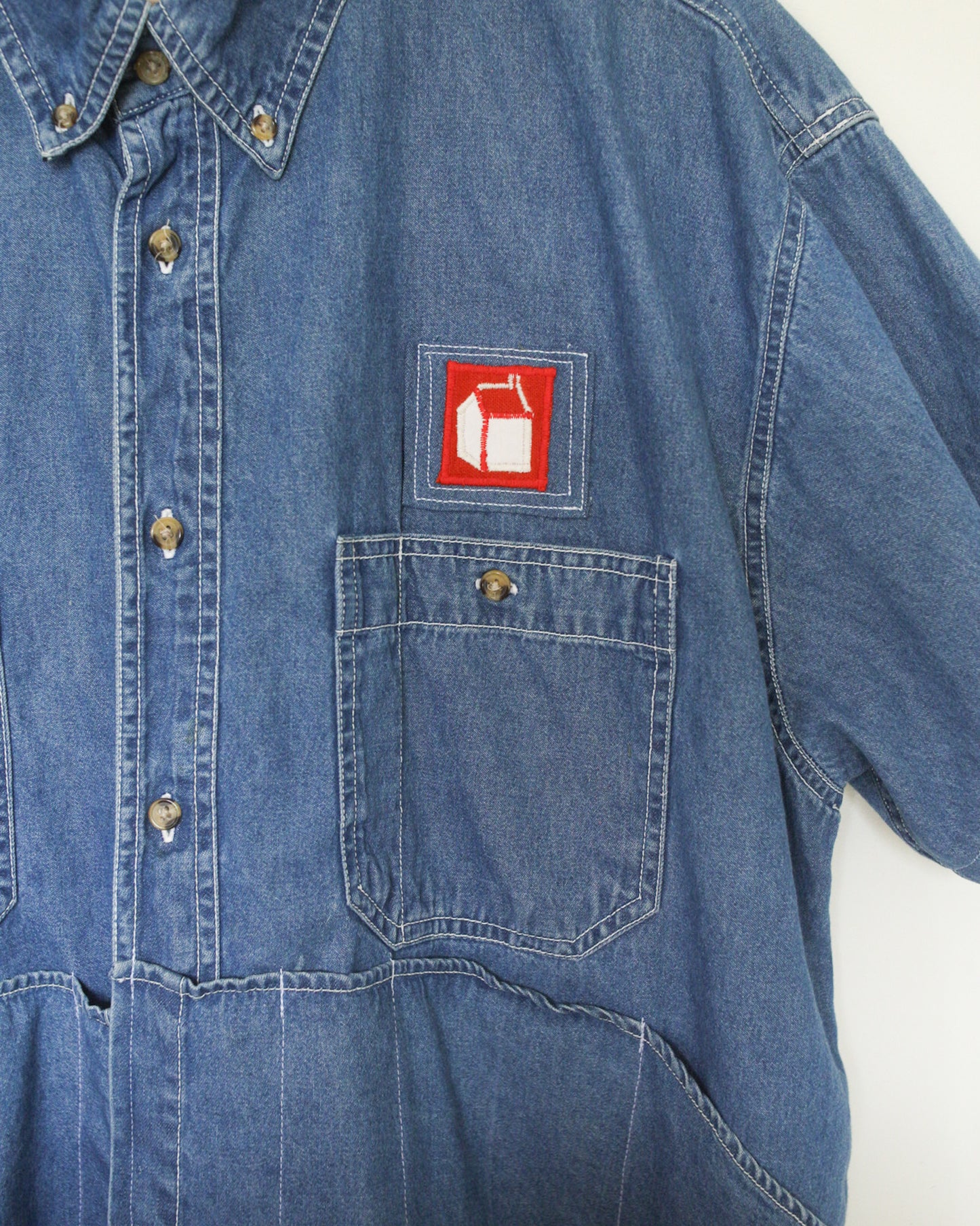 Trinket Collector Button Up